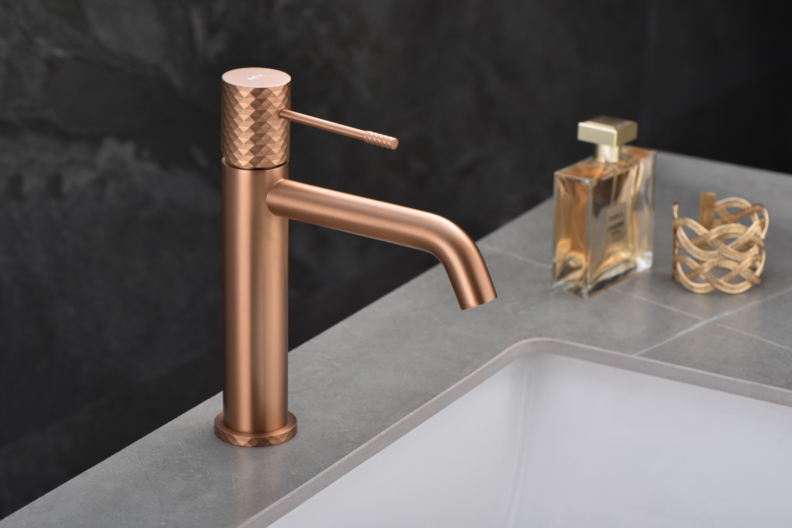 Grifo Lavabo Oro Rosa Study Tres Grifería